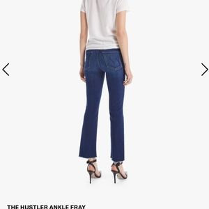 Mother denim hustler ankle fray jean size 26